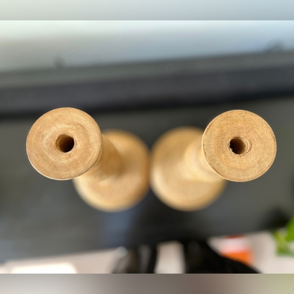 Wood carved pair of 12”candlestick holders decor natural wood - Picture 3 of 8